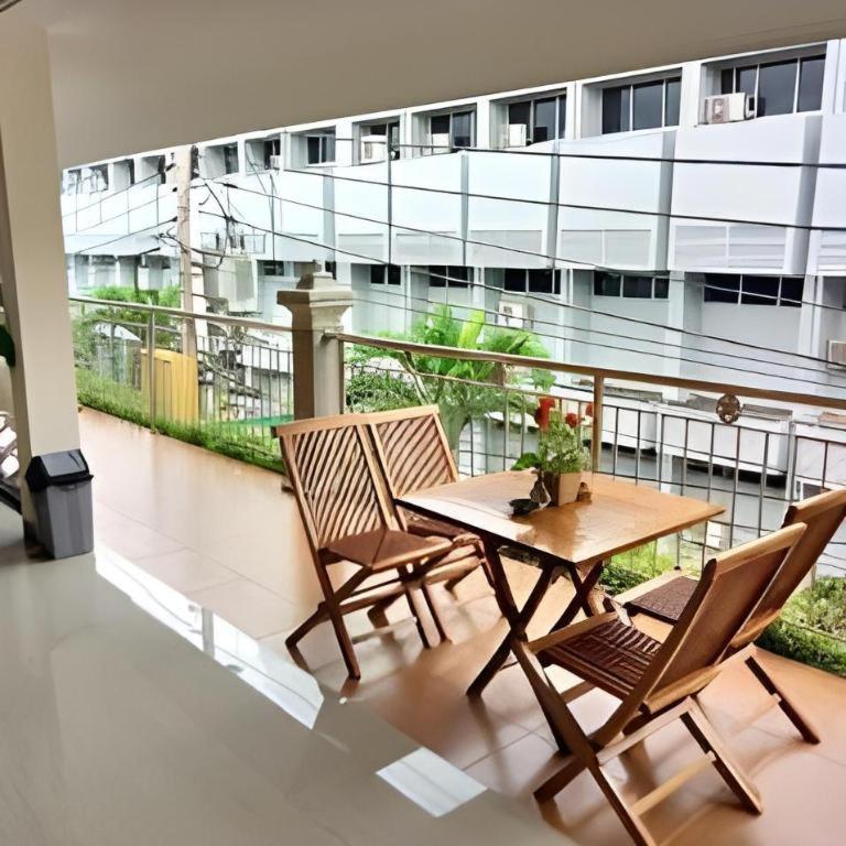Malioboro Garden Hotel Yogyakarta Extérieur photo